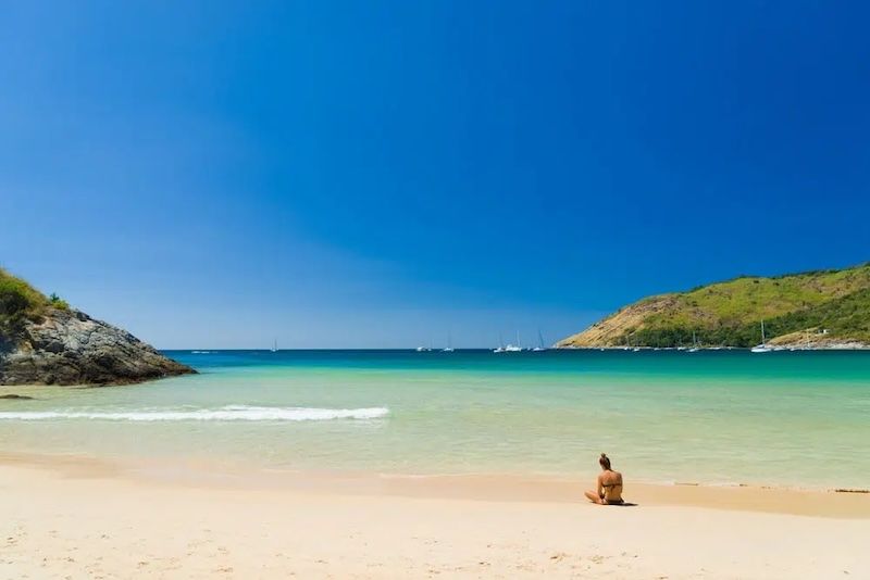 Kupanje slonova i plaža Naiharn